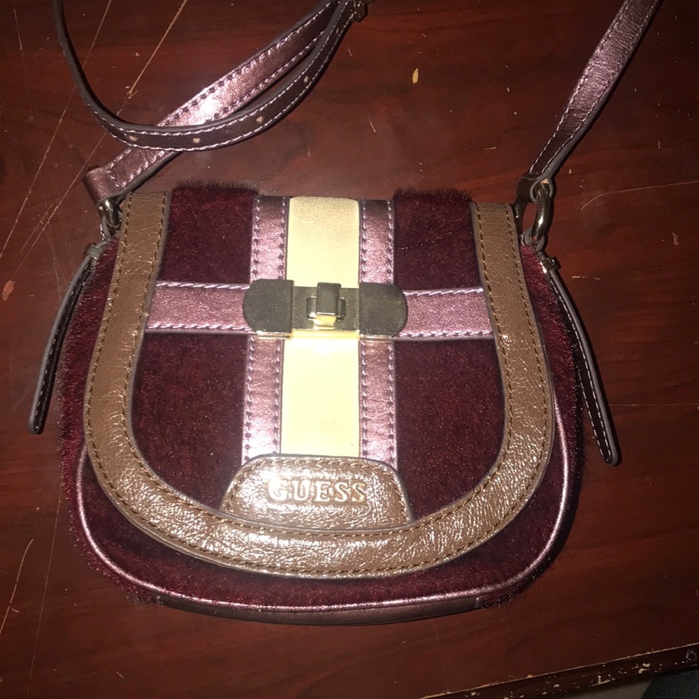 guess purse
